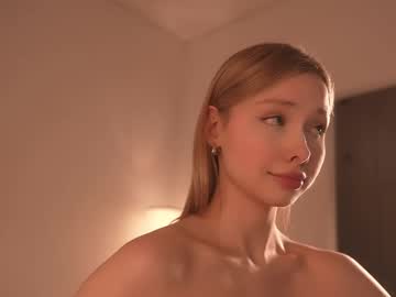 april_blush's chat room