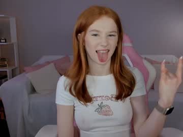 leahsthetics's chat room