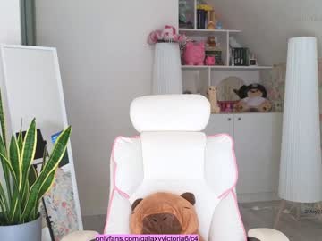 brilliantvictoria's chat room