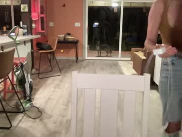 kaileeshy's chat room