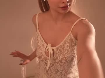 april_blush's chat room