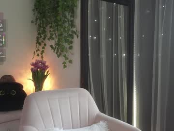 mysticxkitty's chat room