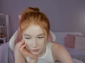 leahsthetics's chat room