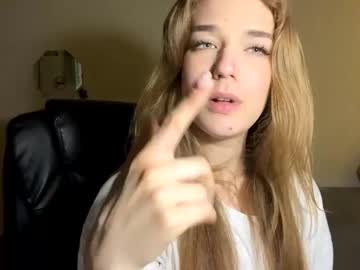 gwendolynharkey's chat room