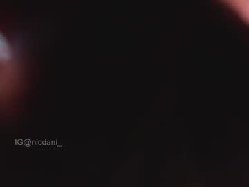 nicdani_1's chat room