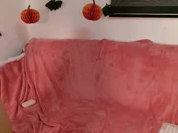little_effy18_'s chat room