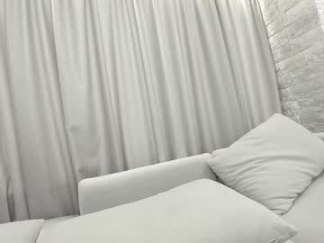 ehotlovea's chat room