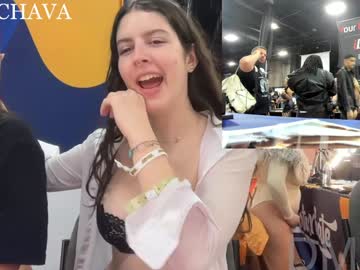 frenchava's chat room
