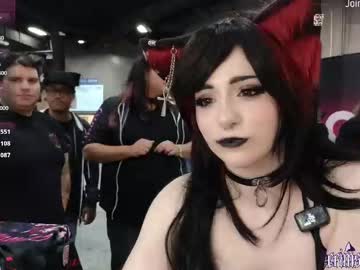 crimsonkitten's chat room