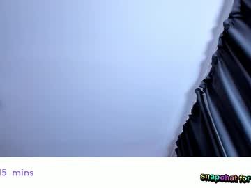 vivian_qwerty's chat room