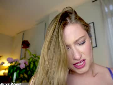 x_lily_x's chat room