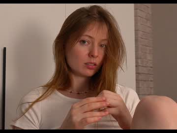 mona_elisa's chat room