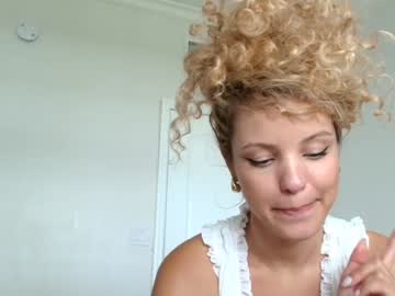 theislandgirl's chat room