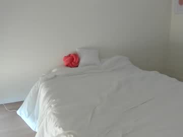 ariah_is_blonde's chat room