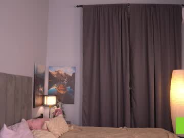 telladreamer_'s chat room