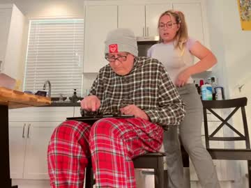 realtoxxxmaria's chat room