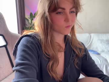 girl_next_door19's chat room