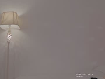 nicolle_mitchelle's chat room