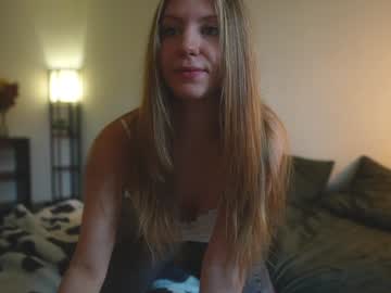 hotchillylovers's chat room