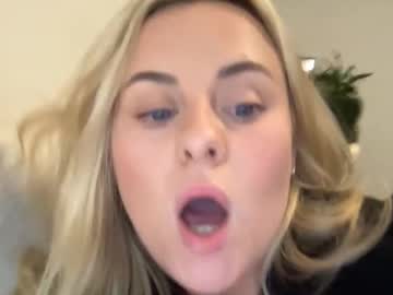 tigoldbitties11's chat room