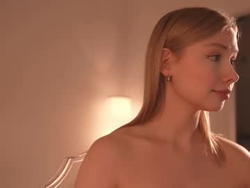 april_blush's chat room