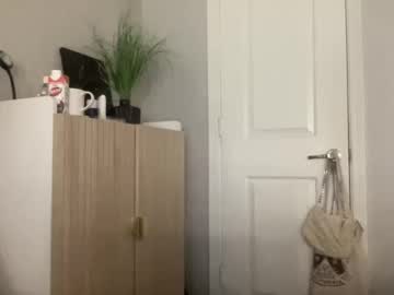 bellaxxboo's chat room