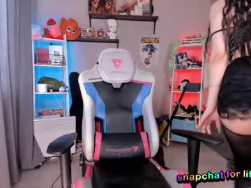 vivian_qwerty's chat room