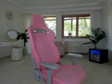 tiffanyhouston_'s chat room