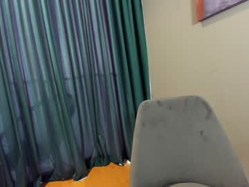 ehotlovea's chat room