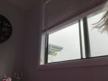 kittengirlxo's chat room