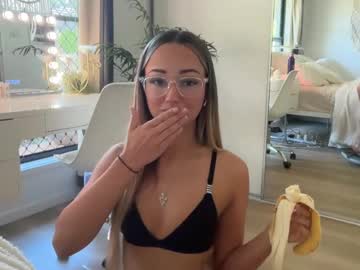 luvlivvyy's chat room