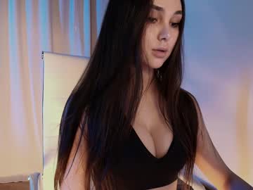 hollyextra's chat room