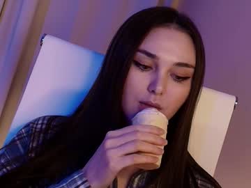 hollyextra's chat room