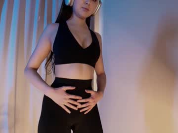 hollyextra's chat room