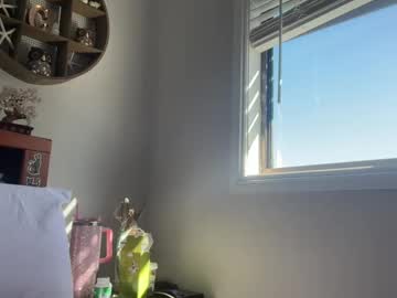 kittengirlxo's chat room