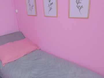 little_effy18_'s chat room