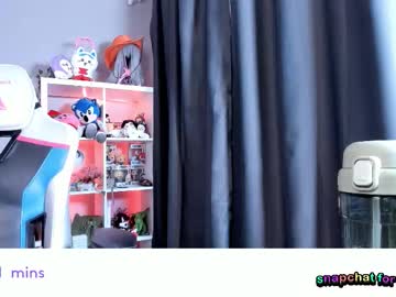 vivian_qwerty's chat room