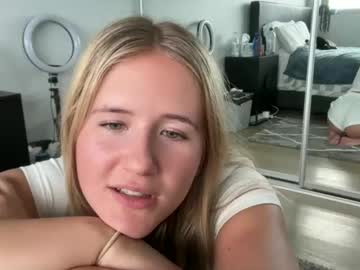 itsssosierra's chat room
