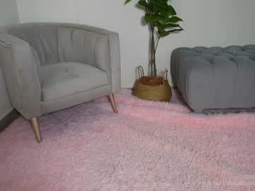 joss_caprice's chat room