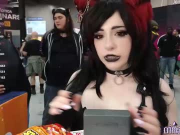 crimsonkitten's chat room