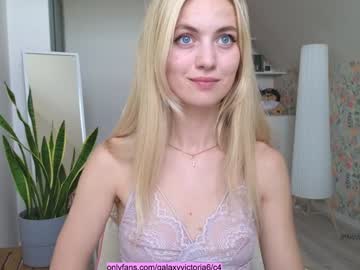 brilliantvictoria's chat room