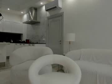 alyssa_fabulous's chat room