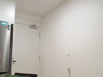 avabrooks's chat room