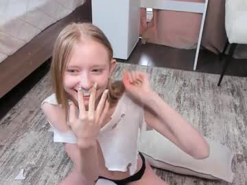 lynetcheckley's chat room