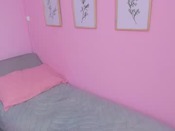 little_effy18_'s chat room