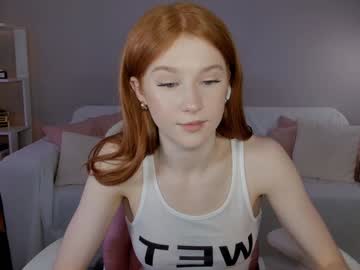 leahsthetics's chat room