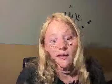 kayleighashford's chat room