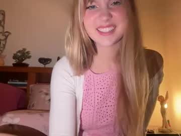 kittengirlxo's chat room