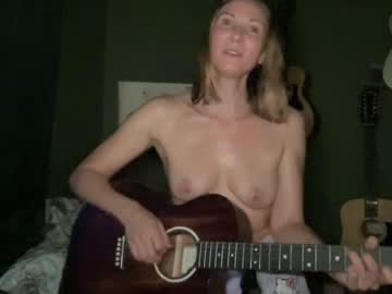 kaileeshy's chat room