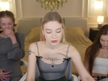 anabel054's chat room